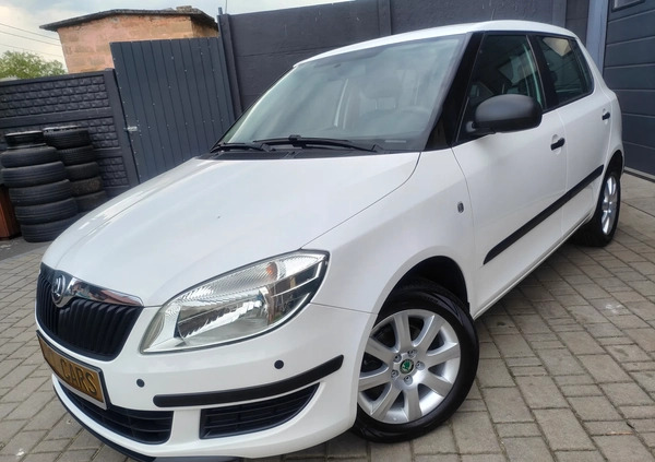 Skoda Fabia cena 23999 przebieg: 147500, rok produkcji 2014 z Kłodawa małe 781